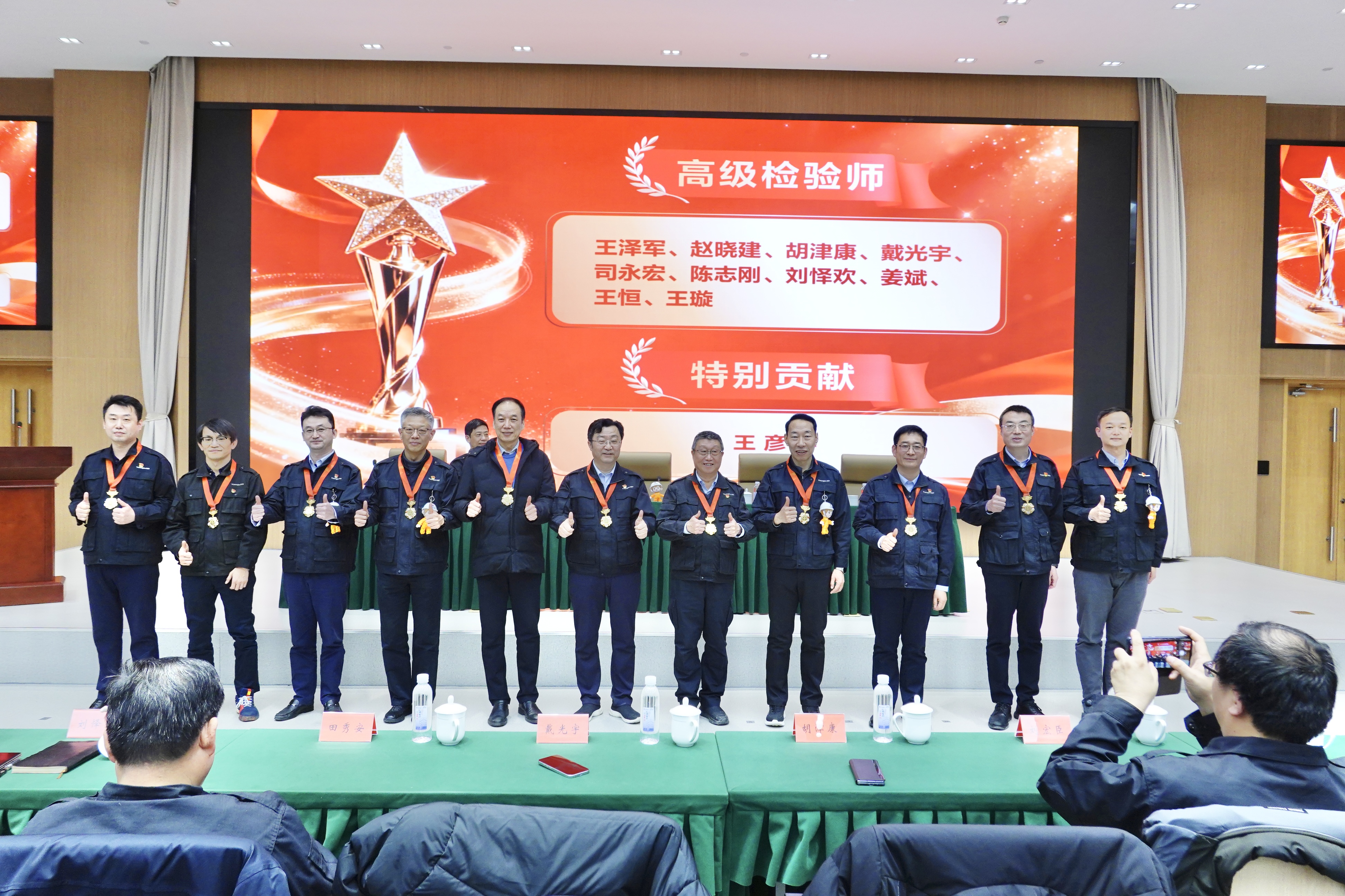 4972c0ecc805bd4b12cb5ffd